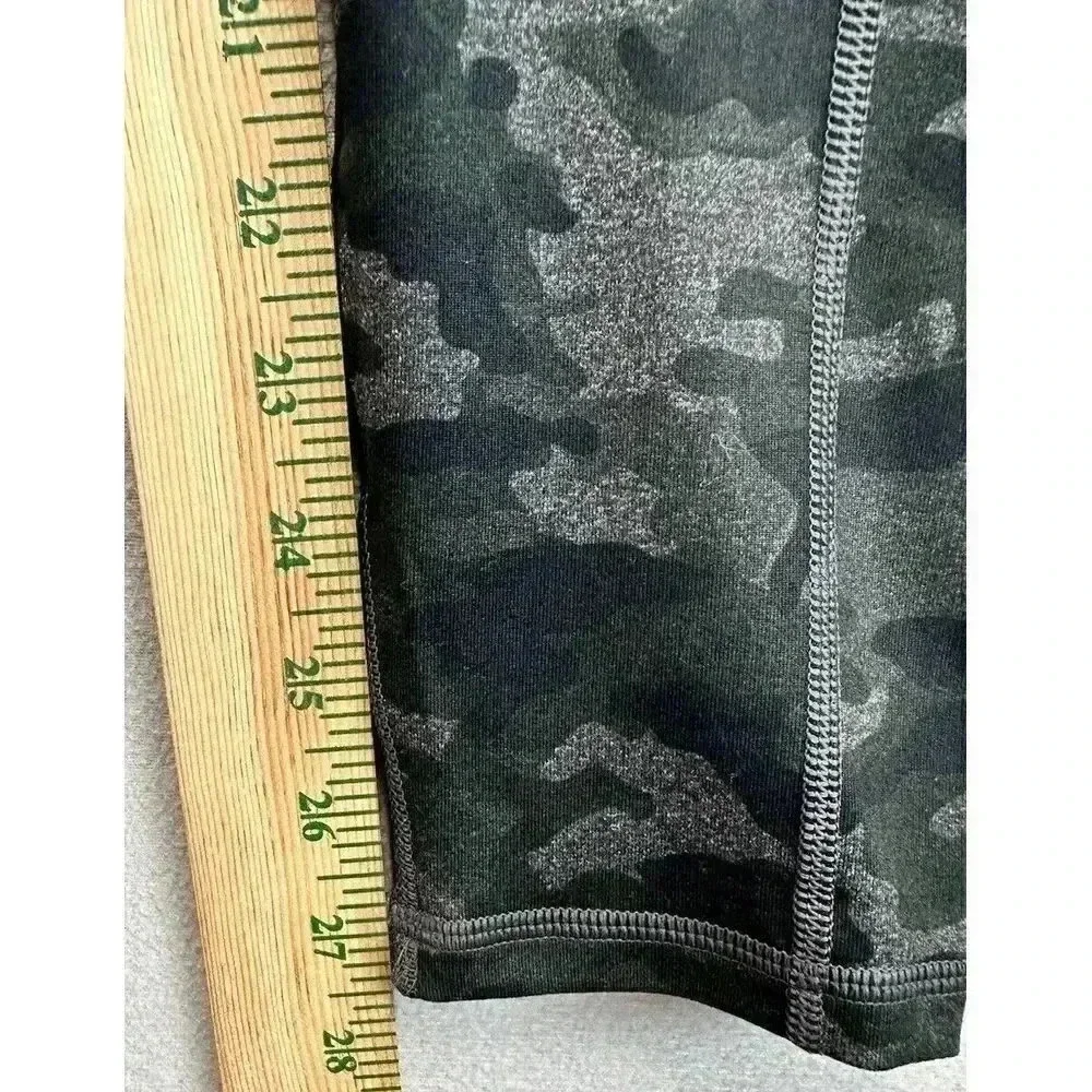 Fabletics Women's Sz 7/8 Medium On the Go‎ High Waisted Charcoal Camo Legging